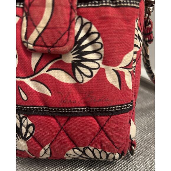 Vera Bradley Carry it All Wristlet Deco Daisy (Retired Pattern) - Picture 3 of 13